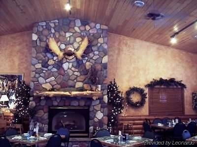 Pine Peaks Lodge & Suites Cross Lake 内观 照片